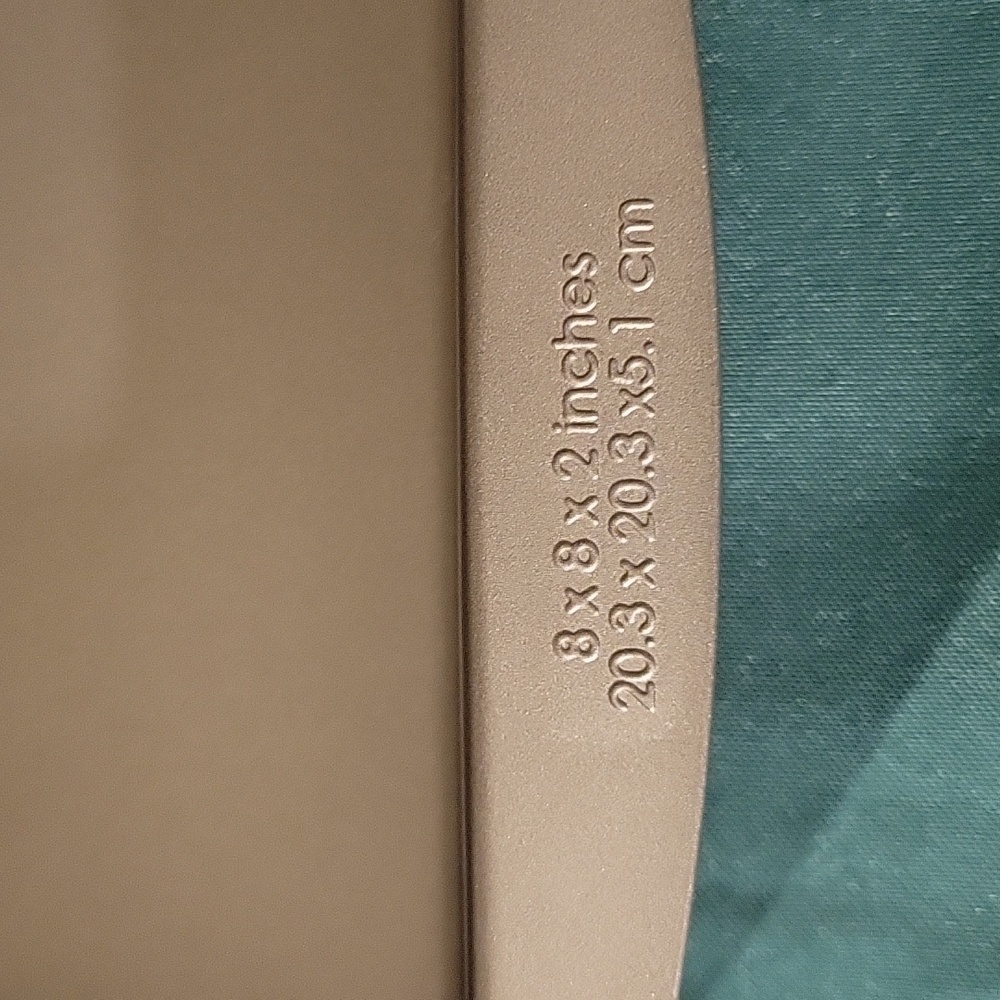 (4) Chicago Metallic Bakeware Set - Picture 10 of 13